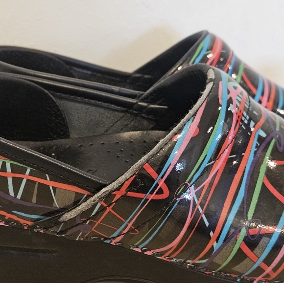 Dansko Women EU 37 US 7 Multicolor Streamer Professional Work Comfort Clogs - Picture 2 of 9